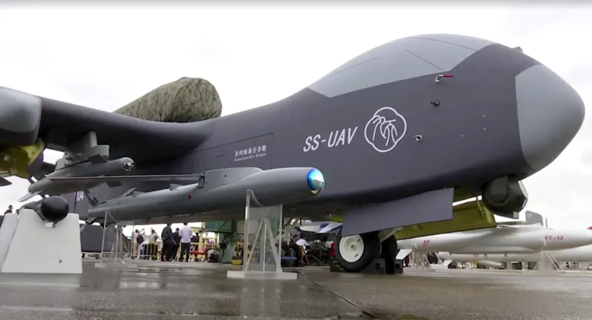 China apresenta o Drone mãe dos drones