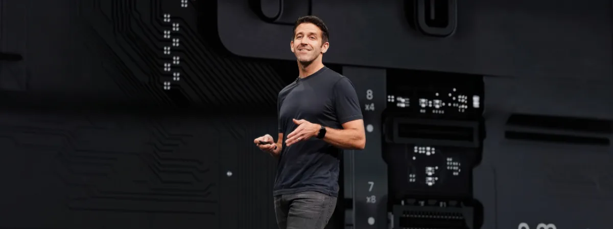 Tim Cook, John Ternus, CEO Apple, sucessão Apple, presidente do conselho Apple