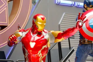 Acordo libera personagens da Disney em vídeos e imagens de Inteligência Artificial, Disney OpenAI, DisneyGPT, Jarvis chatbot, Sora Disney, investimento IA, personagens Marvel IA, Mickey Mouse IA, estratégia IA Disney, ChatGPT Disney, Bob Iger
