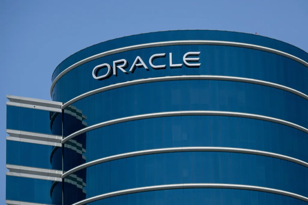 O Impacto das Demissões na Oracle em Números Reais